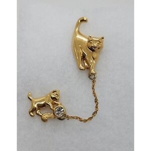 Vintage Avon Goldtone Cat Kitten Rhinestone Ball of Yarn Chain Lapel Pin Brooch